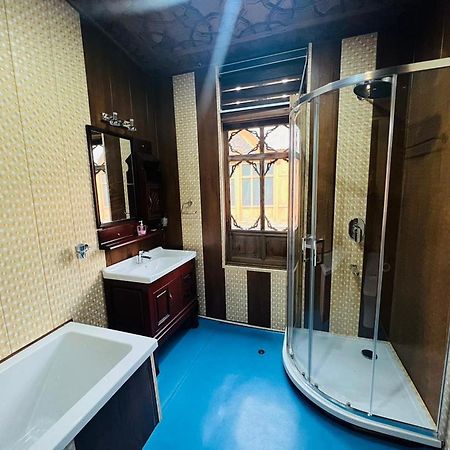 Floating Luxury Group Of Houseboats Hotel Srīnagar Exterior foto