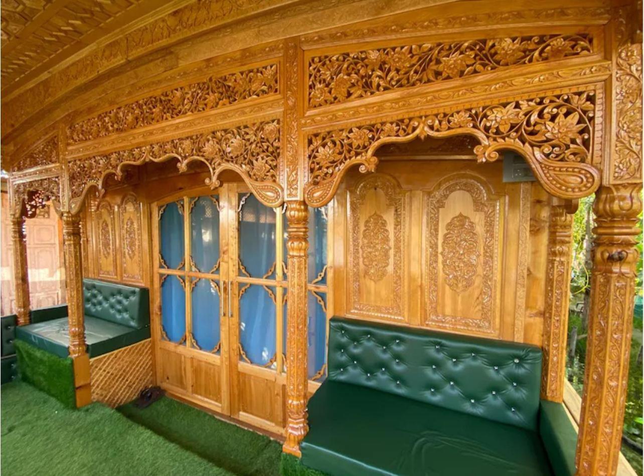 Floating Luxury Group Of Houseboats Hotel Srīnagar Exterior foto